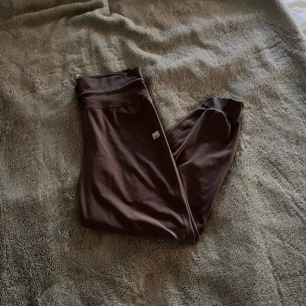 Vuori Daily joggers